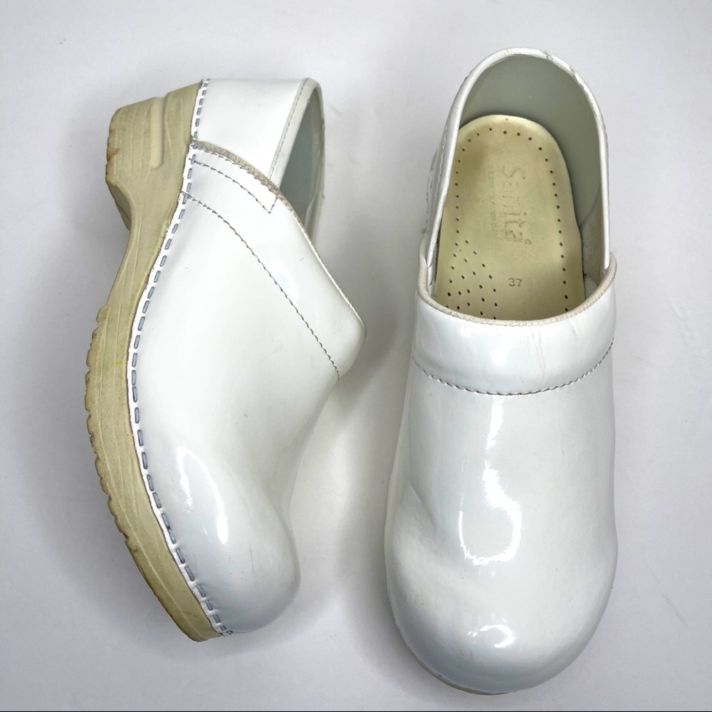SANITA Celina White Patent Leather Professional Nursing Clog Size 7